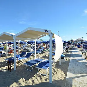 - Enjoy Your Summer -beach Village Incluso Hotel Riccione
