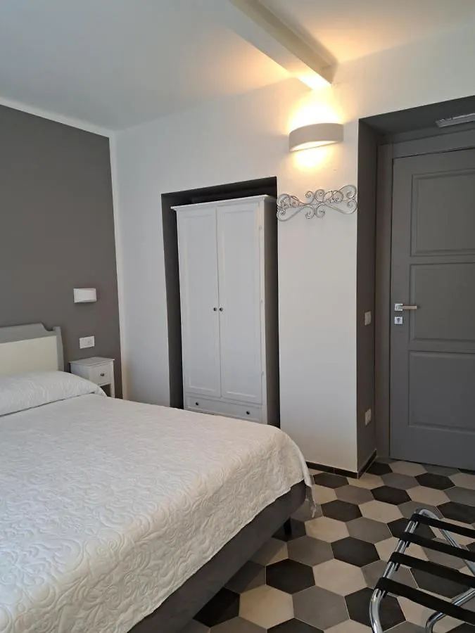 Pavian Hotel Levanto